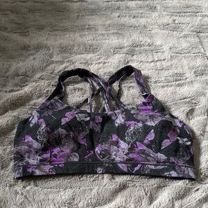 Lululemon Free to be Serene Bra